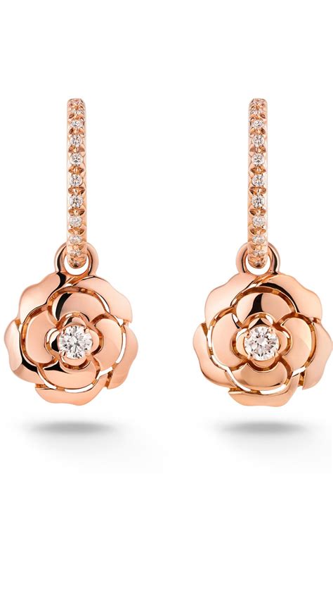 rose de chanel|chanel rose necklace.